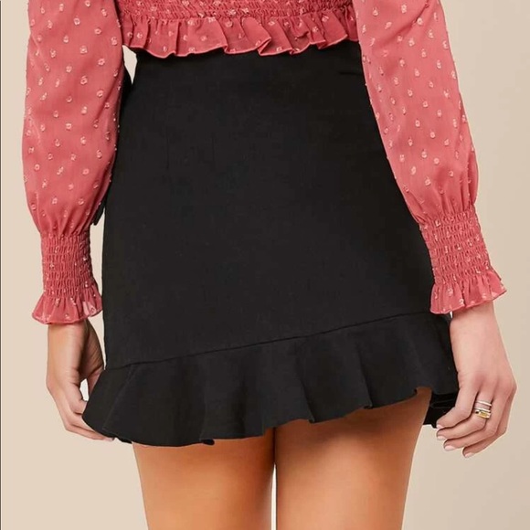 Boho Knotted mini skirt-black - Picture 3 of 3